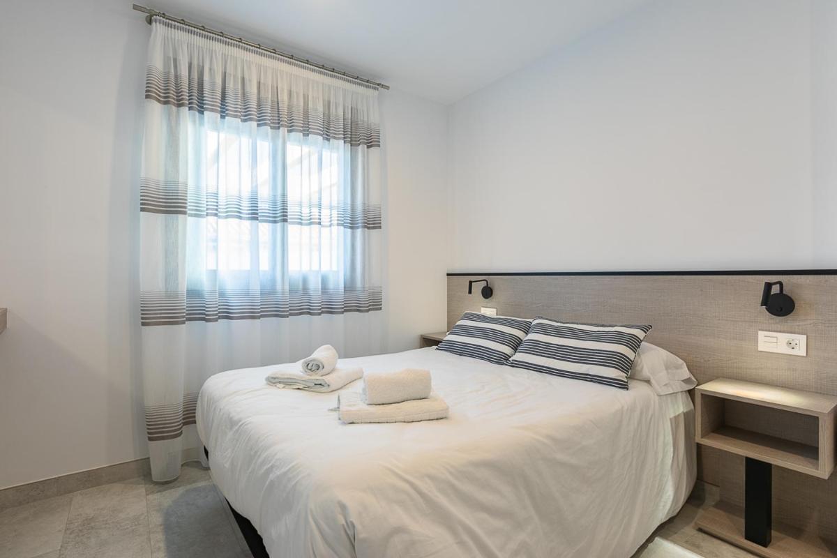 Apartamentos Guerrero 3 Torre Del Mar Ngoại thất bức ảnh