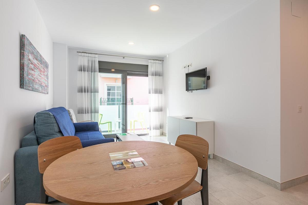 Apartamentos Guerrero 3 Torre Del Mar Ngoại thất bức ảnh