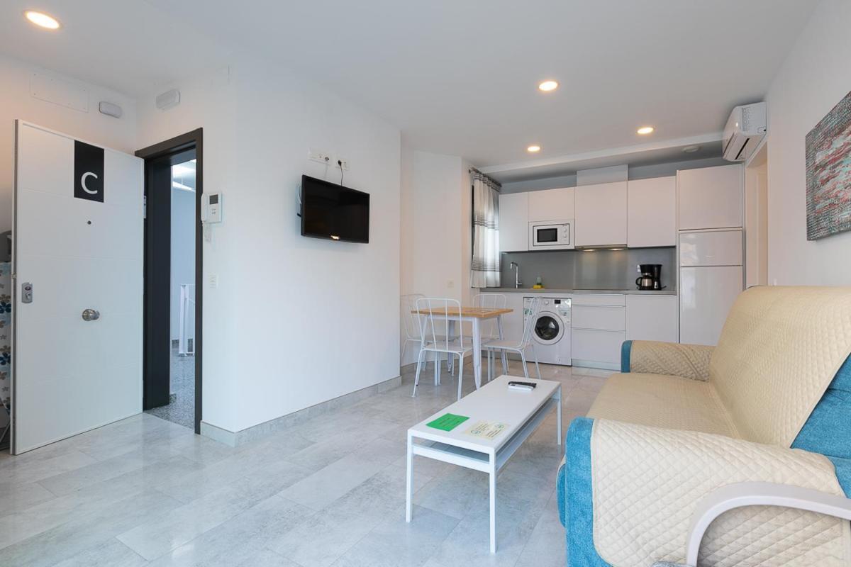 Apartamentos Guerrero 3 Torre Del Mar Ngoại thất bức ảnh